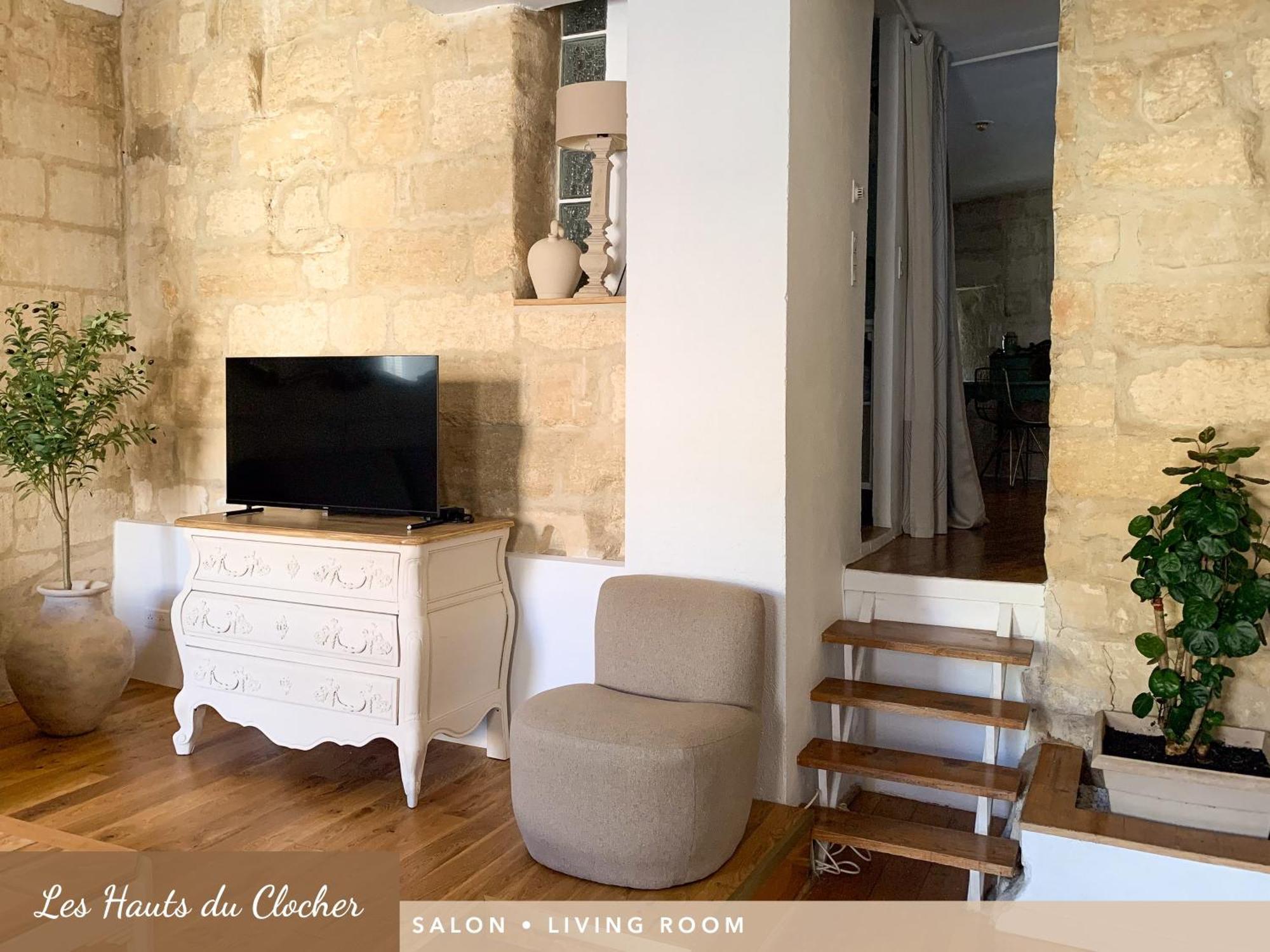 Les Appartements Du Clocher Авиньон Екстериор снимка