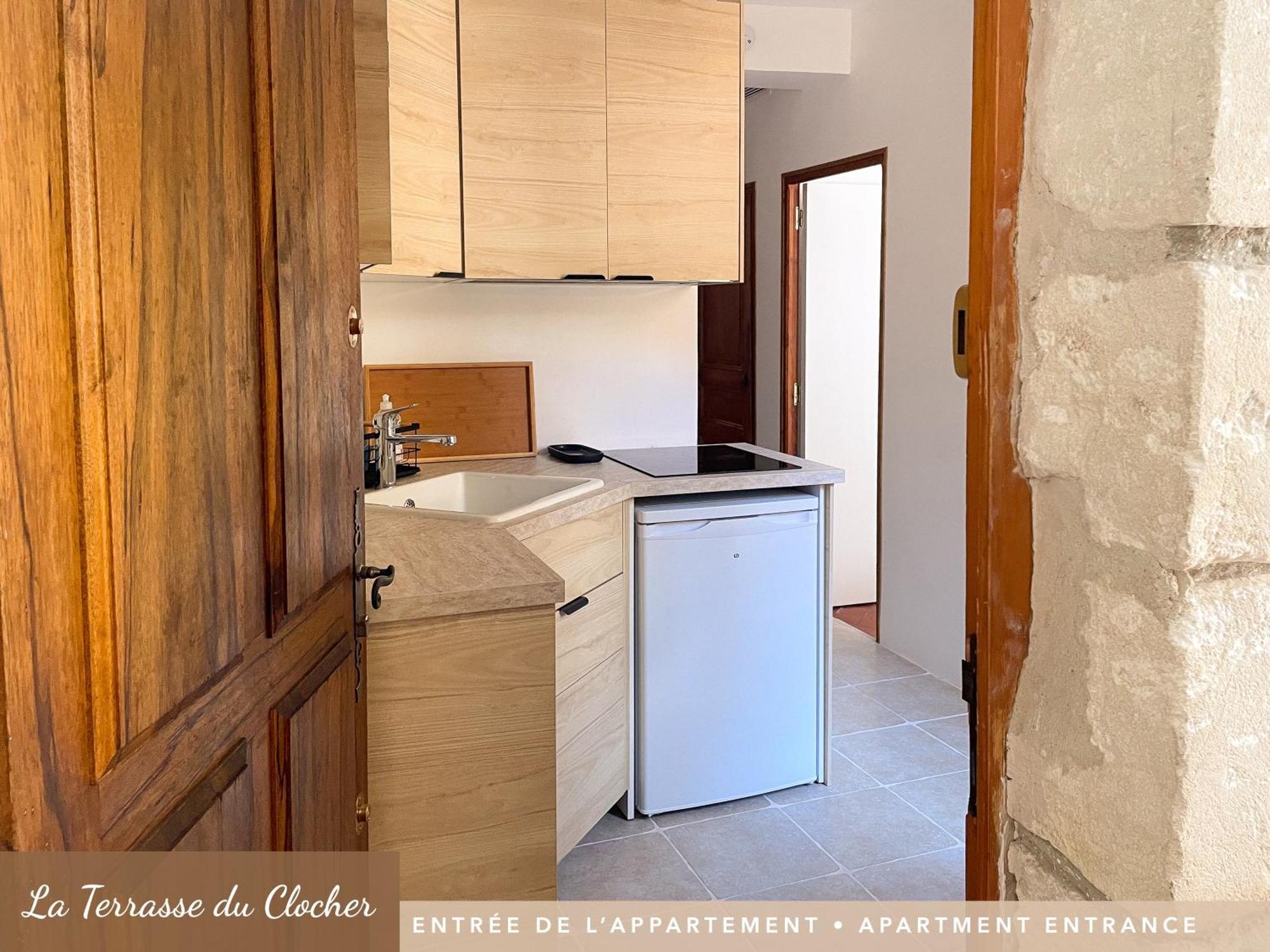 Les Appartements Du Clocher Авиньон Екстериор снимка