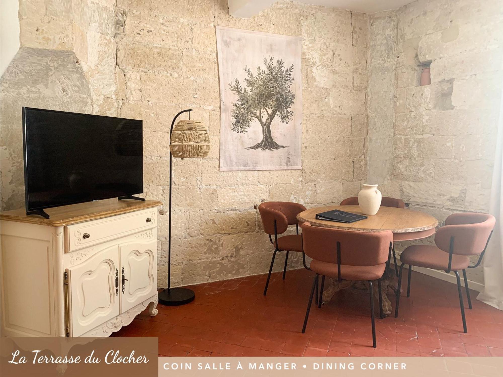 Les Appartements Du Clocher Авиньон Екстериор снимка