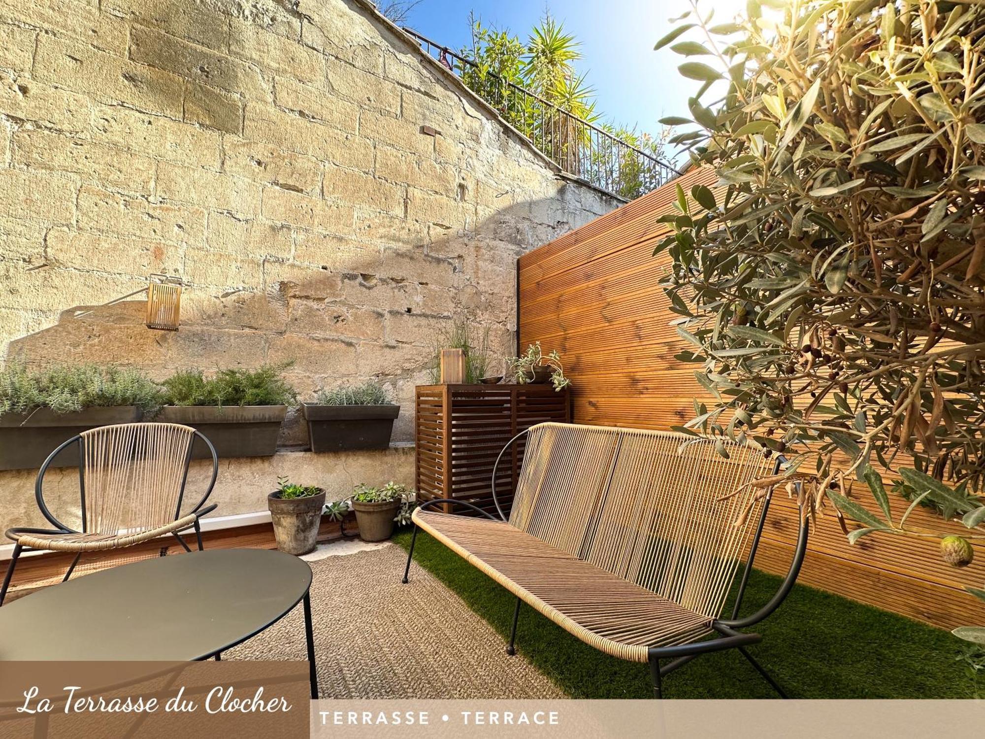 Les Appartements Du Clocher Авиньон Екстериор снимка